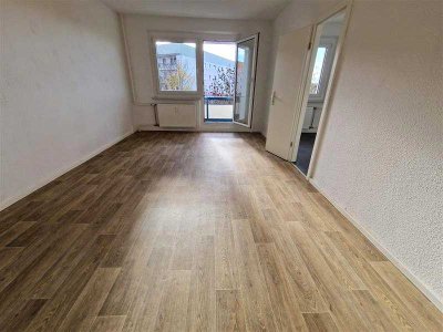 3-Raum-Wohnung im 3. OG – sofort einziehen & 500€ Einzugsgutschein* sichern