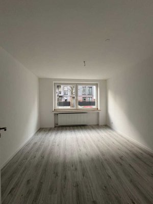 Frisch renovierte 2-Zimmer-Wohnung mit Balkon im Frankenberger Viertel