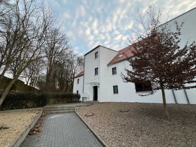 2,5-Zimmer Maisonette-Wohnung im 2. OG mit Balkon in Regensburg