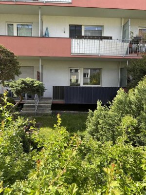 Bezugsfreihe 2-Zimmer Eigentumswohnung mit Garten