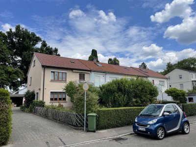Reiheneckhaus aus den 50ern in traumhafter Lage am Park