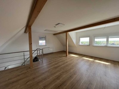 Moderne 3 Zimmer Maisonettewohnung in Essingen - Einbauküche & Stellplatz