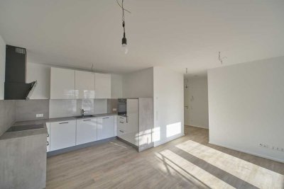 Zentral und zukunftssicher: 2-Zi-Wohnung mit Balkon, Küche,  moderner Heizung, Photovoltaik!