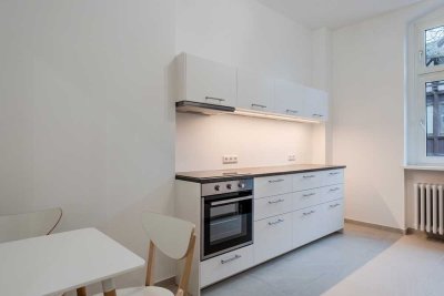 Big and bright apartment with 5 single beds -Ideal for Students or Temporary Workers