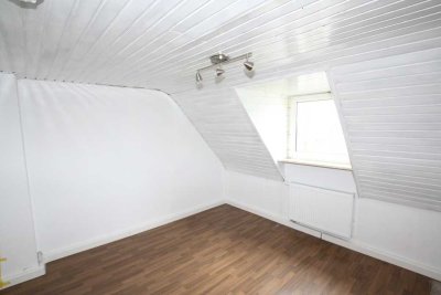 Schöne 2-Zi-Single-DG-Whg in Duissern, 4.OG!