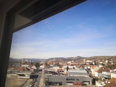 Neue Wohnung bzw. Apartment inklusive Küche sowie Möblierung und eigenem Tiefgaragenparkplatz direkt in Krems!