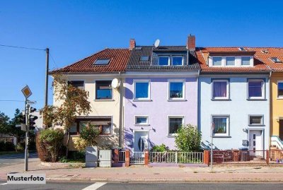 2-Familien-Doppelhaus (Rohbau)