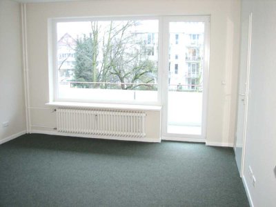 Großzügige 1 Zimmer Wohnung im 2. OG