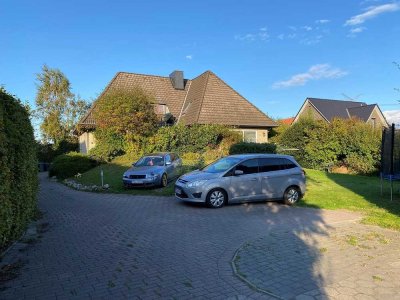 ### vermietetes 7-Zimmer-Dreifamilienhaus in Elbnähe ###