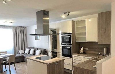 Gepflegte 1,5-Zimmer Wohnung mit Balkon in Landshut-Nikola