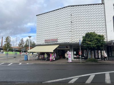 Große Gewerbeimmobilie über 3 Etagen im Herzen von Völklingen zu verkaufen