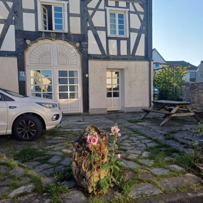 Helle 3-Zimmer Maisonette-Wohnung in Balve, möbliert