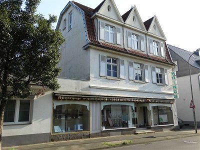 Wohn- und Geschäftshaus in Leichlingen! Kombinieren Sie Wohnen, Arbeiten und Vermieten!