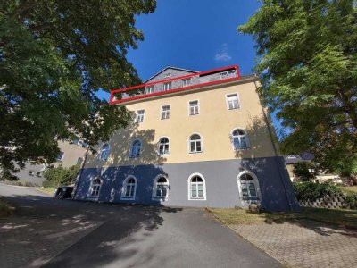 PREISREDUKTION: Gepflegte 3-Zimmer-DG-Wohnung im Herzen des Erzgebirges *PROVISIONSFREI* zu erwerben
