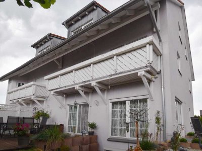 Provisionsfrei - Gepflegte große Wohnung mit Garage und Wohnrecht in Pegnitz