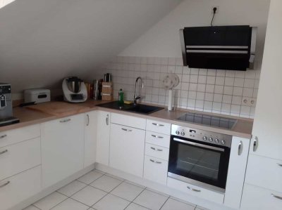 Vollständig renovierte 3-Raum-Dachgeschosswohnung mit Einbauküche in Rohrbach
