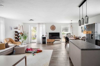 IMMORath.de - 4 Zimmer mit großzügigem Garten und Terrasse