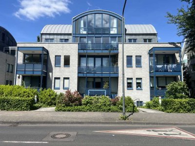 Stilvolle 1-Raum-Souterrain-Wohnung mit luxuriöser Innenausstattung mit EBK in Düsseldorf