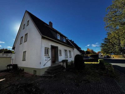 Wohnen in bester Lage – Zweifamilienhaus mit großem Grundstück in der Paderborner Südstadt!