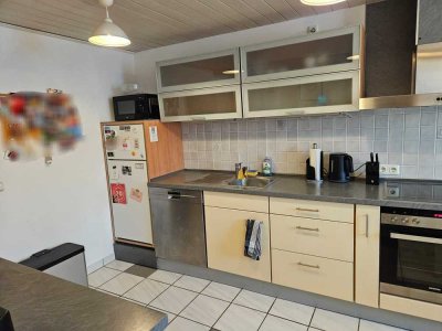 helle, gemütliche und energetisch sanierte 2,5-Zimmer-Wohnung in Ortsmitte
