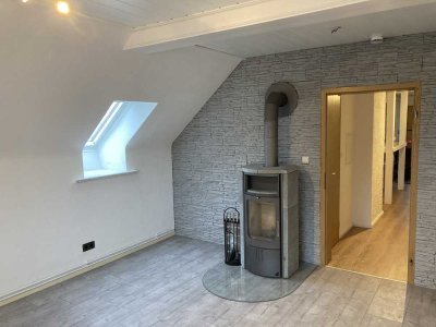 2,5-Zimmer-DG-Wohnung mit Kamin in Lehrte