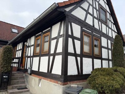 Individuelles Wohnen im kleinen Fachwerkhaus