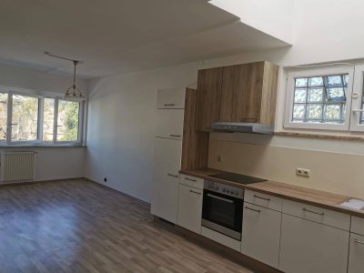 Modernisierte 2-Zimmer-Wohnung mit großer Terrasse in Feldkirchen (Provisionsfrei)
