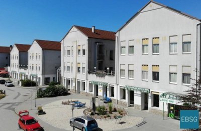 4-Zimmerwohnung im 1.OG mit Loggia