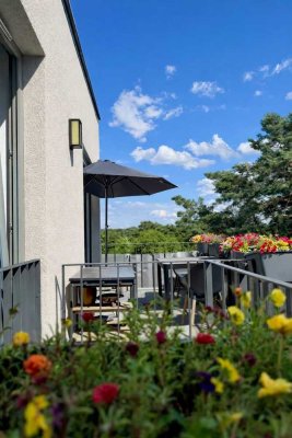 Provisionsfrei: Exklusive Dachgeschosswohnung mit Balkon in Babelsberg
