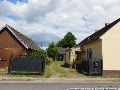 Drei-Seiten-Hof m. EFH, Scheune, Stallungen u. Nebengelass in Vetschau OT Suschow - Tor z. Spreewald