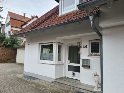 Freundliches modernisiertes Haus mit Garage in Buxheim provisionsfrei zu verkaufen