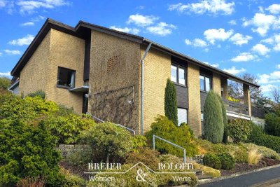 Detmold-Heiligenkirchen: Einfamilienhaus in traumhafter Lage mit Blick auf das Hermannsdenkmal