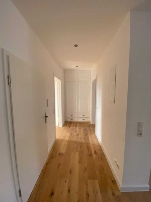 Erstbezug nach Kernsanierung 4 Zimmer DG Wohnung Koblenz Süd