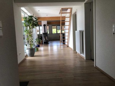 Schöne 4-Zimmer-Dachgeschosswohnung mit Balkon und EBK in Rickenbach