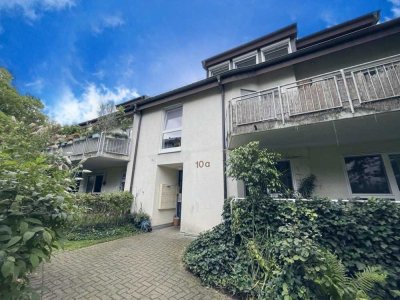 Direkt bezugsfrei ! Gemütliche 2 Zi. Wohnung mit großflächiger Terrasse in FR-Zähringen !