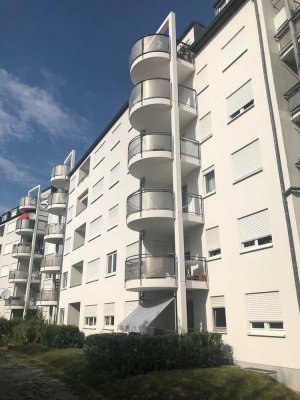 Tolle 2-Zimmer-Wohnung mit Aufzug+Balkon+Tiefgarage in Karlsruhe