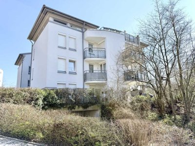 3-Zimmer-Wohnung mit drei Balkonen, PKW-STP & TG-STP