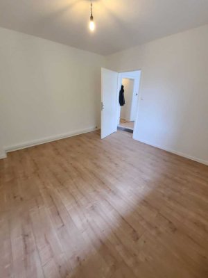 Helle 2-Zimmer Wohnung mit Balkon im 1. OG in Hannover-Badenstedt-Körtingsdorf