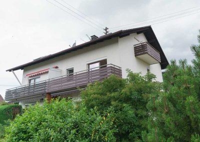 Helle 3-Zimmer-Wohnung mit Balkon in Ühlingen-Birkendorf. (ideal für 1-2 Personen) + Garage (60€)