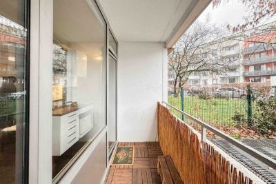 Barrierearme Erdgeschosswohnung mit 2 Zimmern und großer Loggia in Köln-Ehrenfeld