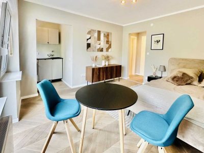 Provisionsfrei! Exklusiv saniertes 1-Zimmerapartment mit Balkon und Einzelstellplatz