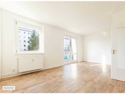 Provisionsfrei Etagenwohnung in 60320 Frankfurt, Walter-Leiske-Str.