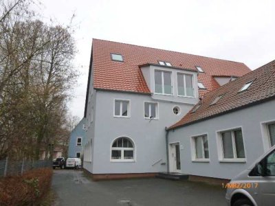 Schicke 3-Zi.DG-Whg. plus großer Galerie - im Zentrum von Lehndorf