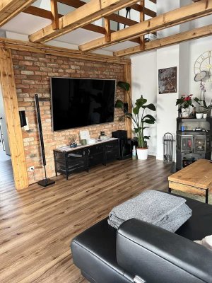 Vollständig renovierte 2-Raum-Wohnung mit Balkon und Einbauküche in Eutingen