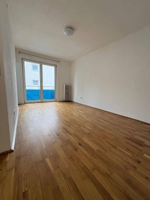 Sonnige Garconniere mit Südbalkon – Perfekt für Studierende