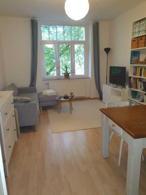 Schöne 3-Zimmer-Wohnung mit Balkon und EBK (gegen Ablöse) im oberen Westend