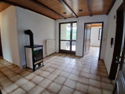 Schöne und modernisierte 5-Zimmer-Wohnung in Röttingen