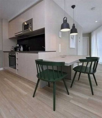 Freundliche 2-Zimmer-Wohnung mit Balkon und Einbauküche in Zirndorf