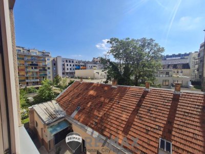 "3 Zi. mit 9 m² Loggia"