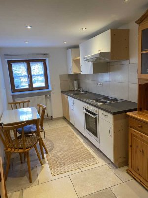 Voll möblierte 2-Zimmer-Wohnung in Schliersee, befristet